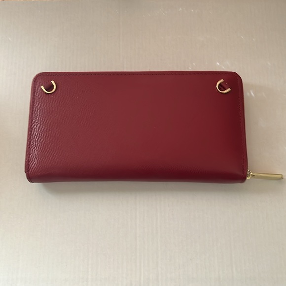 Samantha Brown RFID-Blocking Wallet - Picture 3 of 6